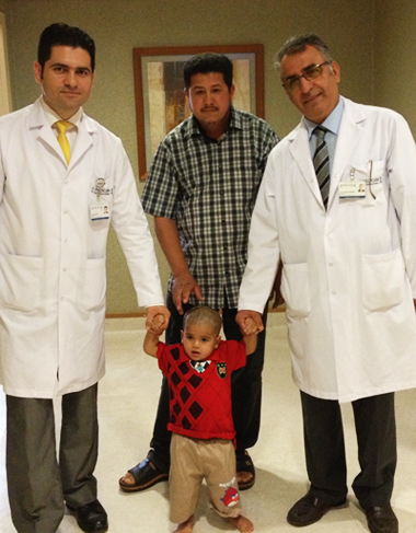 2 Yaşındaki Iraklı Bebek Beyincik Ameliyatı Oldu